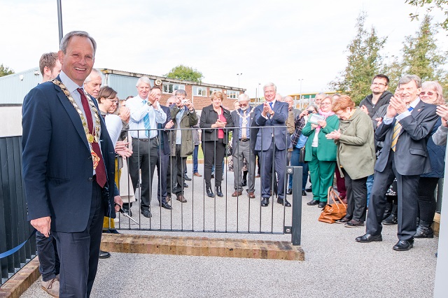 Mayor opening ramp at Bat & Ball station