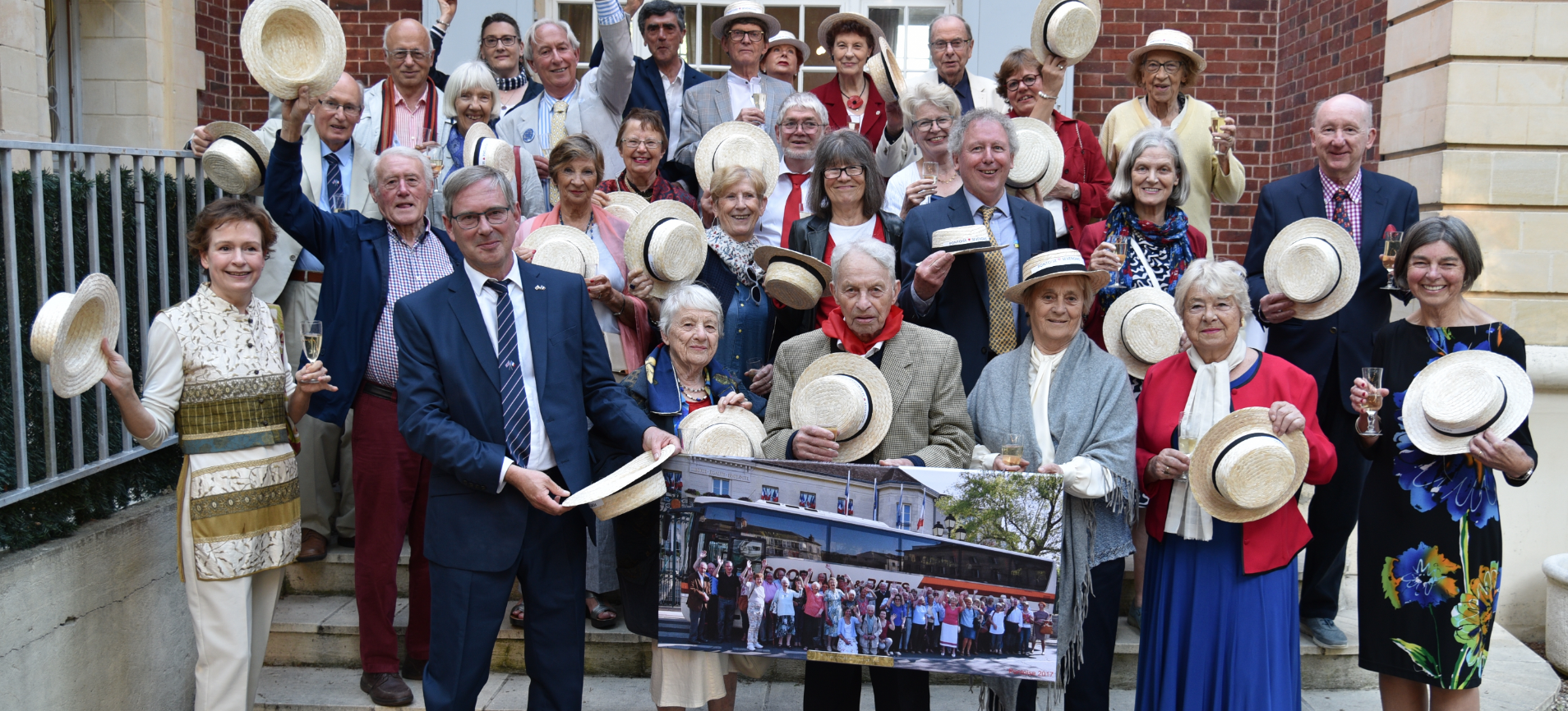 Friends of Pontoise visit